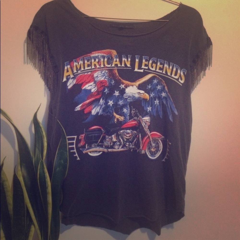 UO AMERICAN LEGENDS TEE